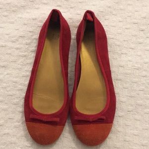 GAP red shoes
